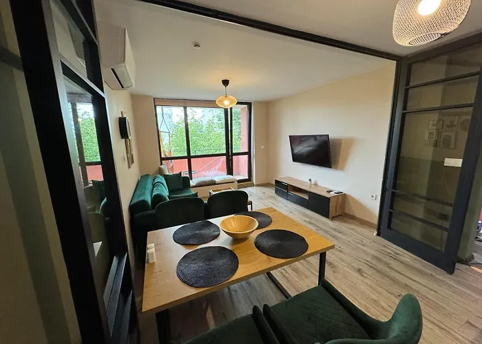 Lovely 1 Bedroom In The Heart Of Варна